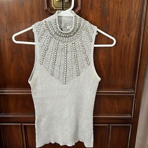 Cache sleeveless shirt